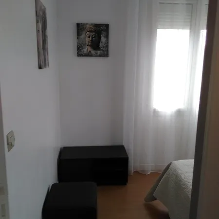 24 Fois - Circuit Des 24 H A 10 Mn - 2 Chambres, 4 Personnes & Cuisine *